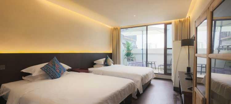 Qintai Tibetan Culture Boutique Hotel Chengdu Exterior photo